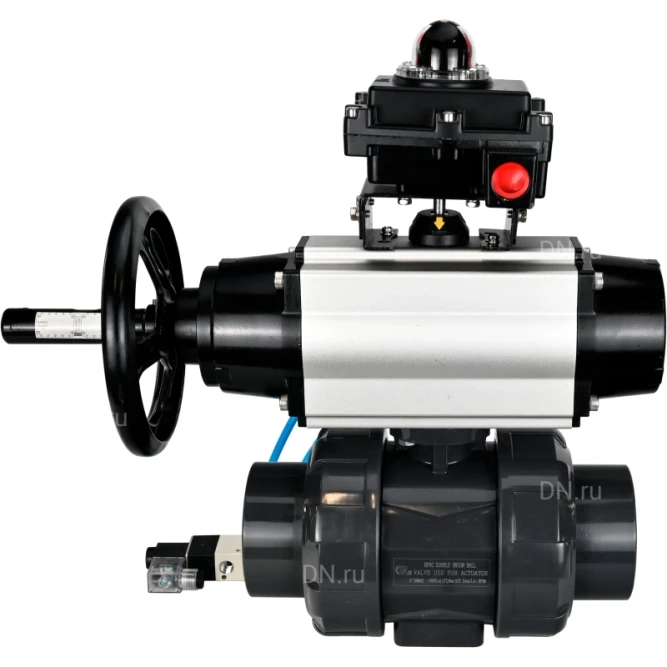 Кран шаровой BV4242E-FP-GRM-ISO Дн20 Ру10 полнопроходной, корпус - НПВХ, шар - НПВХ, уплотнение - EPDM, с пневмоприводом PA-DA-105-1, пневмораспределителем 4V320-10 AC220V и БКВ APL-410N EX в Омске