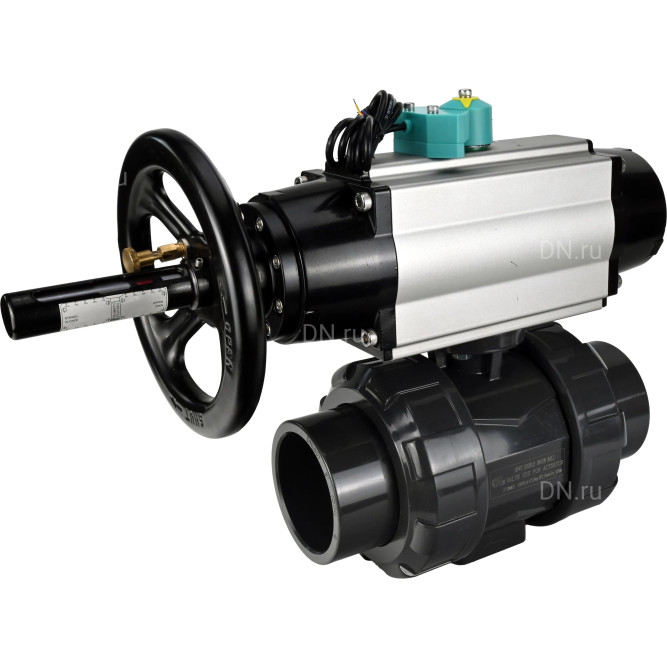 Кран шаровой BV4242E-FP-GRM-ISO Дн20 Ру10 полнопроходной, корпус - НПВХ, шар - НПВХ, уплотнение - EPDM, с пневмоприводом PA-DA-105-1, пневмораспределителем 4M310-08 DC24V и магнитным переключателем ALS200D в Омске