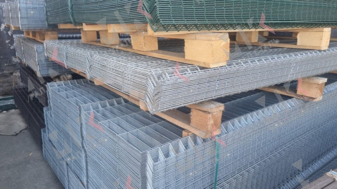 3D-Панели ограждения 1530х2500х5 секция RAL 7040 в Омске
