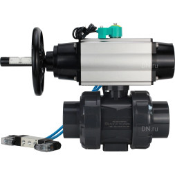 Кран шаровой BV4242E-FP-GRM-ISO Дн20 Ру10 полнопроходной, корпус - НПВХ, шар - НПВХ, уплотнение - EPDM, с пневмоприводом PA-DA-105-1, пневмораспределителем 4V320-08 AC220V и магнитным переключателем ALS200D