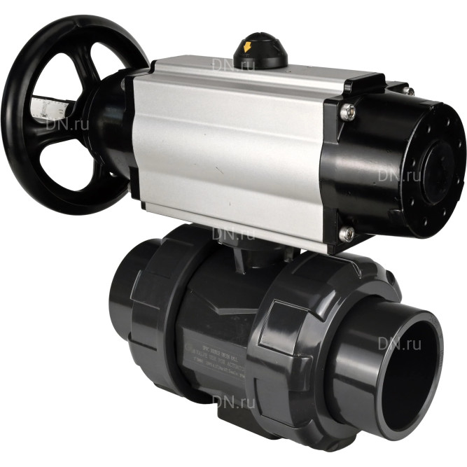 Кран шаровой BV4242E-FP-GRM-ISO Дн25 Ру10 полнопроходной, корпус - НПВХ, шар - НПВХ, уплотнение - EPDM, с пневмоприводом PA-DA-105-1 двойного действия со штурвалом в Омске